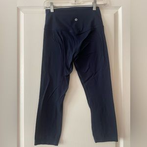LIKE NEW Lululemon Align 21” Navy Leggings size 6